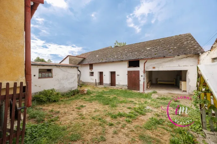 Prodej chalupy, Dešov, 263 m2