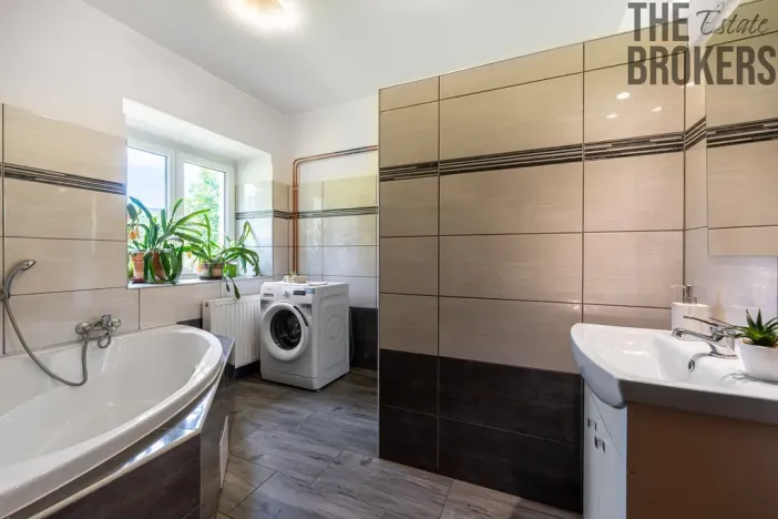 Prodej rodinného domu, Lánov - Horní Lánov, 242 m2