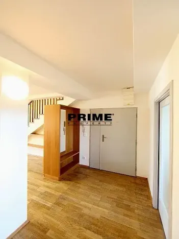 Pronájem kanceláře, Praha - Smíchov, 147 m2