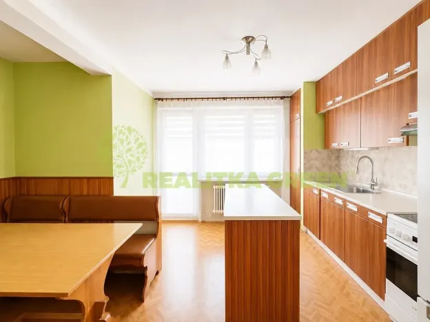 Prodej bytu 3+1, Tečovice, 88 m2