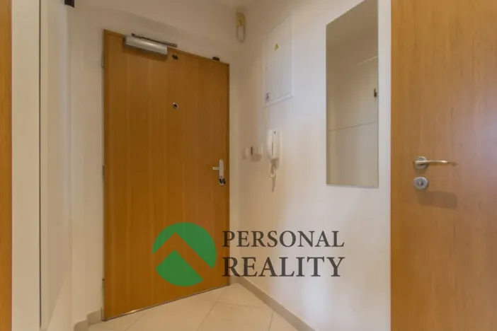 Prodej bytu 1+kk, Praha - Stodůlky, Na Výrovně, 37 m2