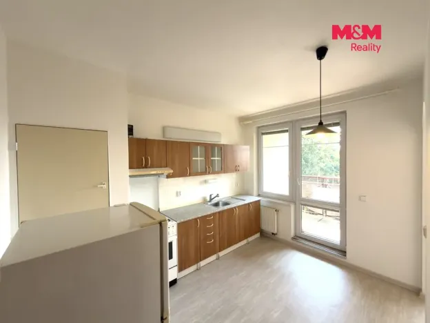 Pronájem bytu 2+1, Praha, U štěpu, 54 m2