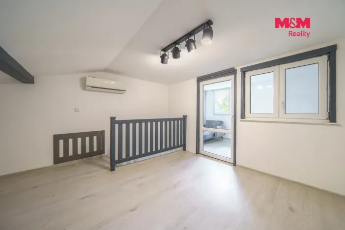 Prodej chalupy, Hroznětín - Velký Rybník, 230 m2