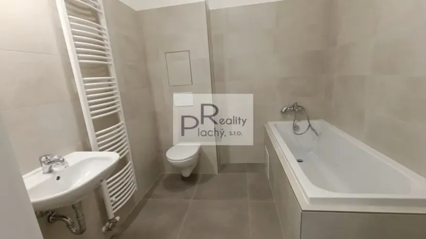 Prodej bytu 2+kk, Hevlín, 73 m2
