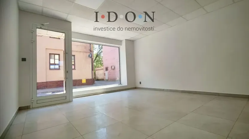 Pronájem obchodního prostoru, Třinec, Staroměstská, 41 m2