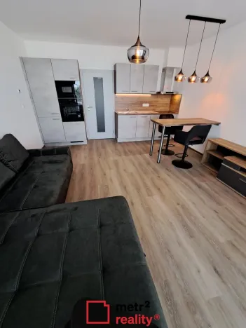Pronájem bytu 1+kk, Olomouc, Topolová, 33 m2