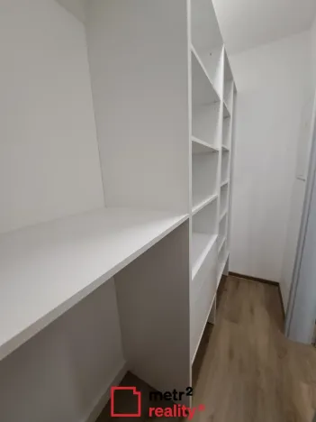 Pronájem bytu 1+kk, Olomouc, Topolová, 33 m2