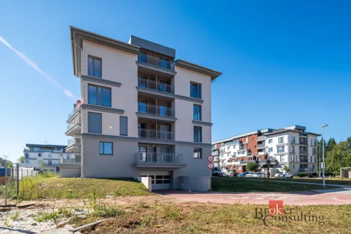 Pronájem bytu 2+kk, Pardubice - Ohrazenice, U Sportovní školy, 51 m2