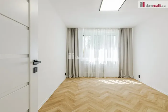Prodej bytu 2+1, Sokolov, Mánesova, 61 m2