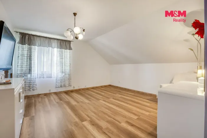 Prodej rodinného domu, Neumětely, V Chaloupkách, 210 m2