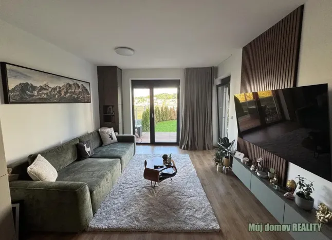 Pronájem bytu 2+kk, Praha - Bohnice, Pekařova, 53 m2