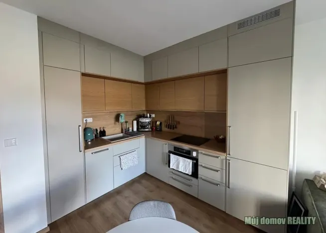 Pronájem bytu 2+kk, Praha - Bohnice, Pekařova, 53 m2