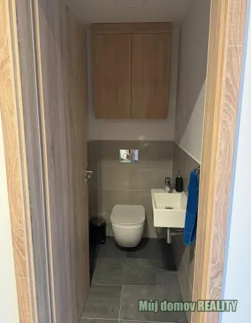 Pronájem bytu 2+kk, Praha - Bohnice, Pekařova, 53 m2