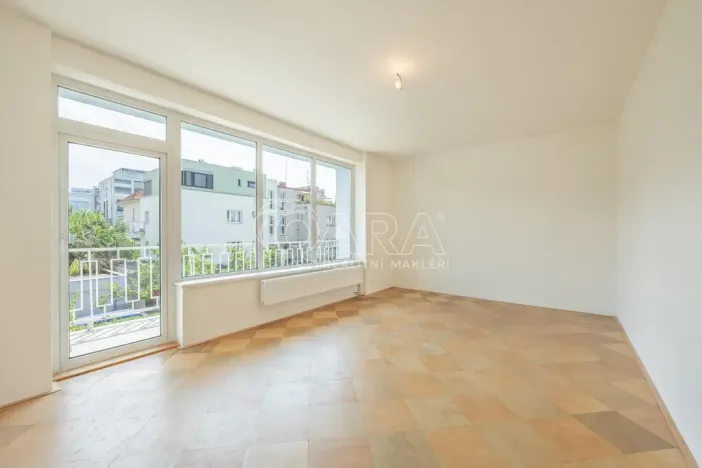 Pronájem bytu 3+1, Praha - Podolí, Na Klaudiánce, 74 m2