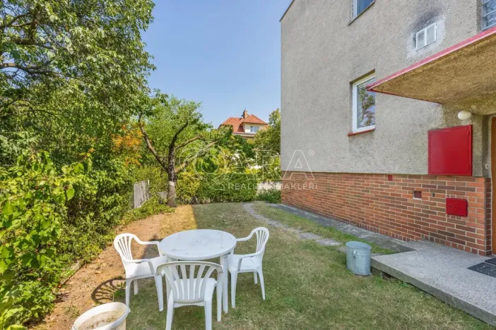 Pronájem bytu 3+1, Praha - Podolí, Na Klaudiánce, 74 m2
