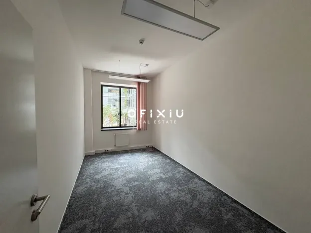Pronájem kanceláře, Praha - Smíchov, Radlická, 127 m2