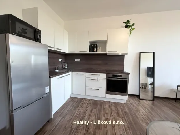 Pronájem bytu 1+kk, Ústí nad Labem - Ústí nad Labem-centrum, Velká Hradební, 30 m2