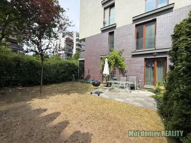 Pronájem bytu 3+kk, Praha - Hrdlořezy, Nad Smetankou, 89 m2