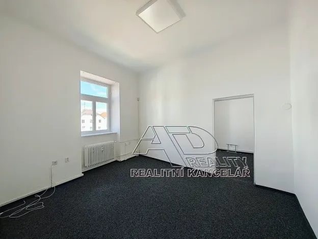 Pronájem kanceláře, České Budějovice, Kanovnická, 210 m2