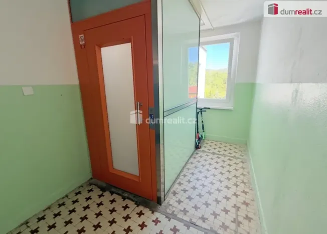 Pronájem bytu 3+1, Ústí nad Labem - Krásné Březno, Neštěmická, 68 m2