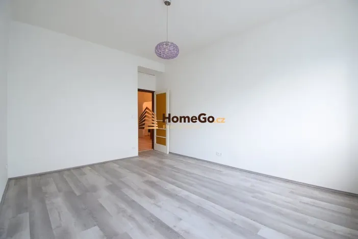 Pronájem bytu 3+1, Praha - Nusle, U gymnázia, 91 m2