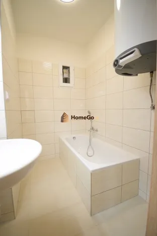 Pronájem bytu 2+1, Praha - Nusle, U gymnázia, 56 m2