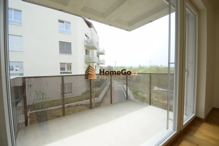 Pronájem bytu 2+kk, Praha - Modřany, Kolmanova, 66 m2