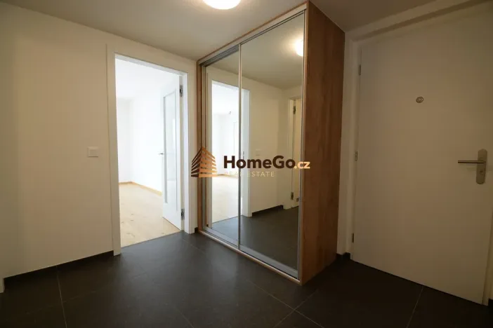Pronájem bytu 2+kk, Praha - Modřany, Kolmanova, 66 m2