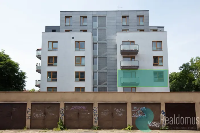 Pronájem bytu 3+kk, Praha, Srbínská, 75 m2