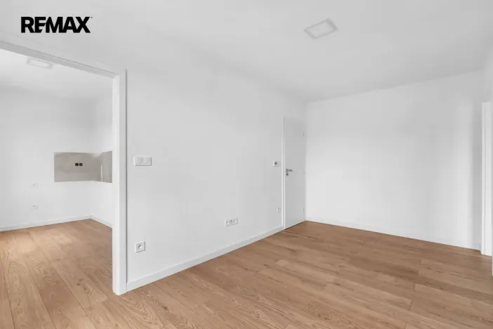 Prodej bytu 3+1, Lužany, 77 m2