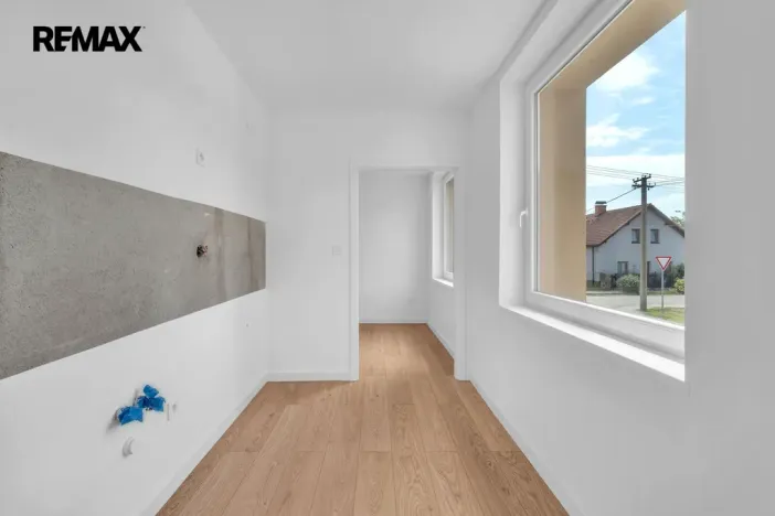 Prodej bytu 3+1, Lužany, 77 m2