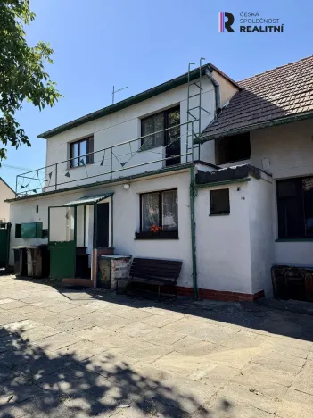Prodej rodinného domu, Chrást, 132 m2