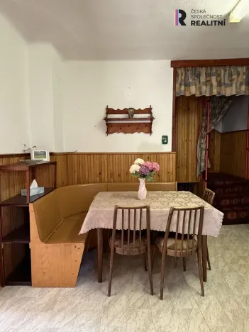 Prodej rodinného domu, Chrást, 132 m2