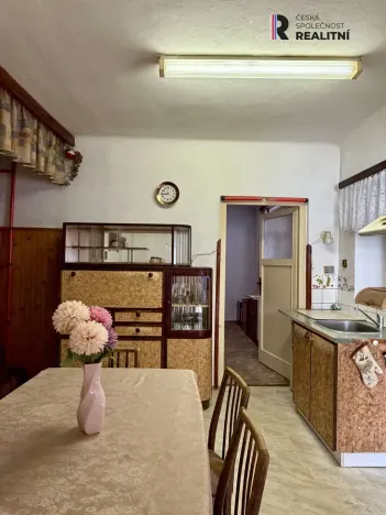 Prodej rodinného domu, Chrást, 132 m2