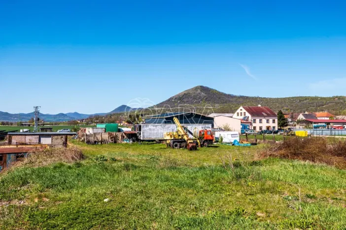 Prodej komerčního pozemku, Mlékojedy, 1000 m2