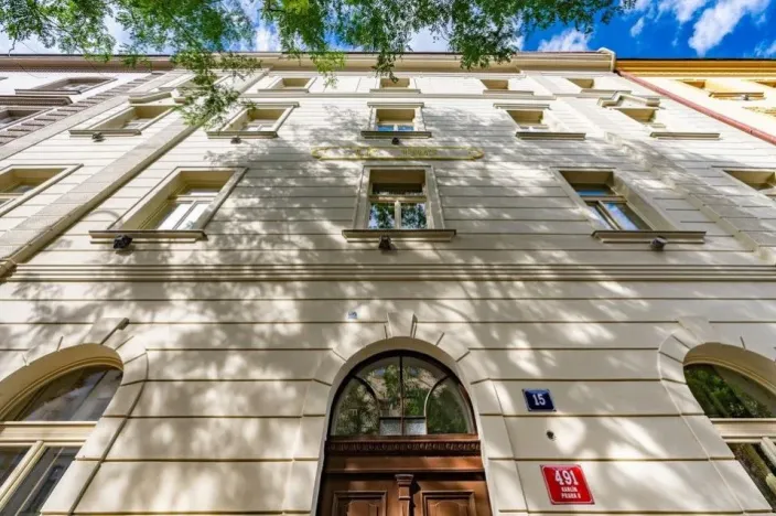 Pronájem bytu 1+kk, Praha - Karlín, Březinova, 38 m2