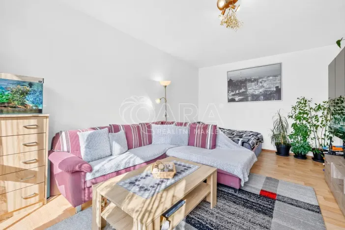 Prodej bytu 2+1, Zliv, Dolní náměstí, 61 m2