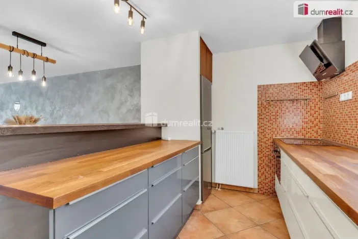 Prodej rodinného domu, Říčany - Jažlovice, Strmá, 160 m2