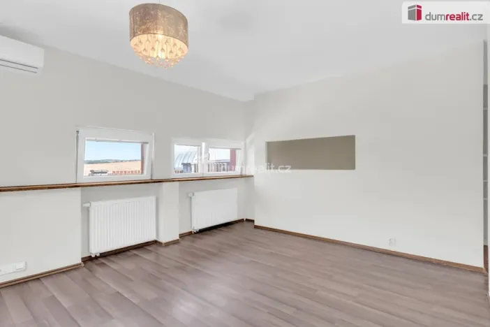 Prodej rodinného domu, Říčany - Jažlovice, Strmá, 160 m2