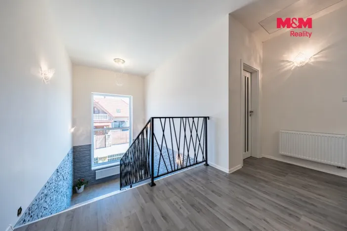Prodej rodinného domu, Mukařov - Srbín, Do Vrchu, 379 m2