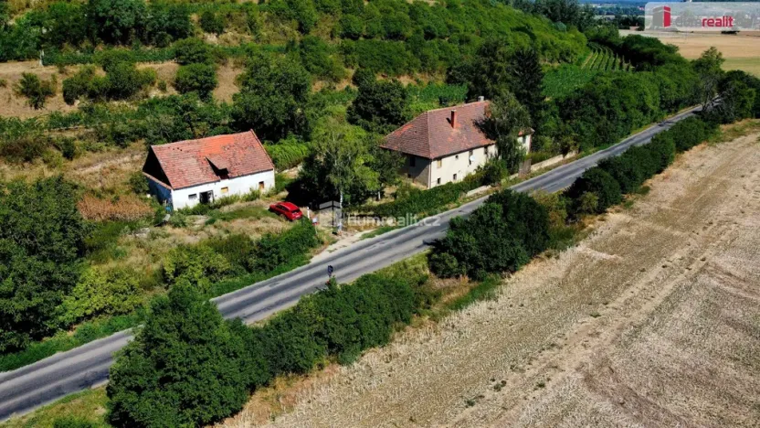 Prodej rodinného domu, Dolní Beřkovice, 337 m2