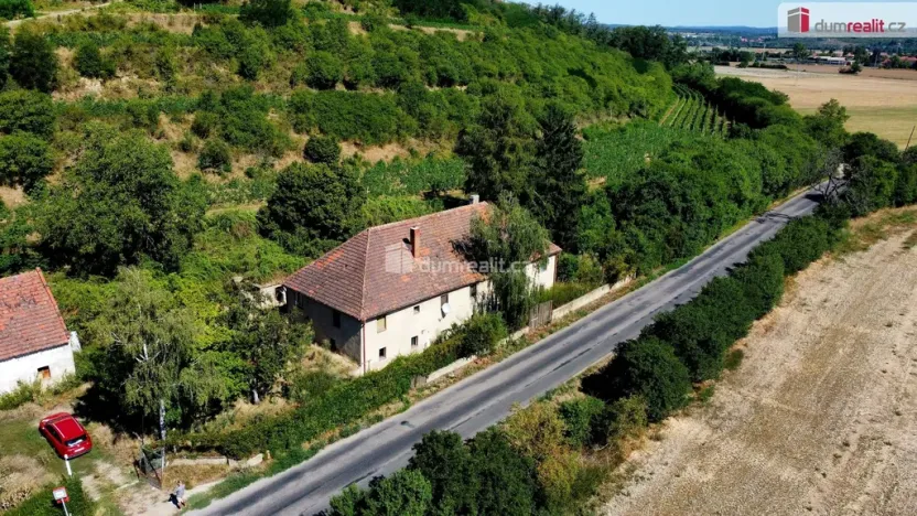 Prodej rodinného domu, Dolní Beřkovice, 337 m2