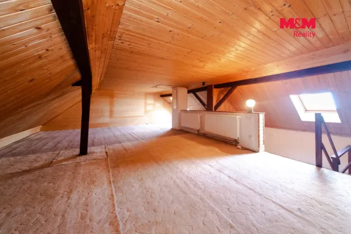 Prodej rodinného domu, Líský, 240 m2