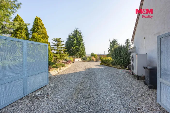 Prodej rodinného domu, Líský, 240 m2