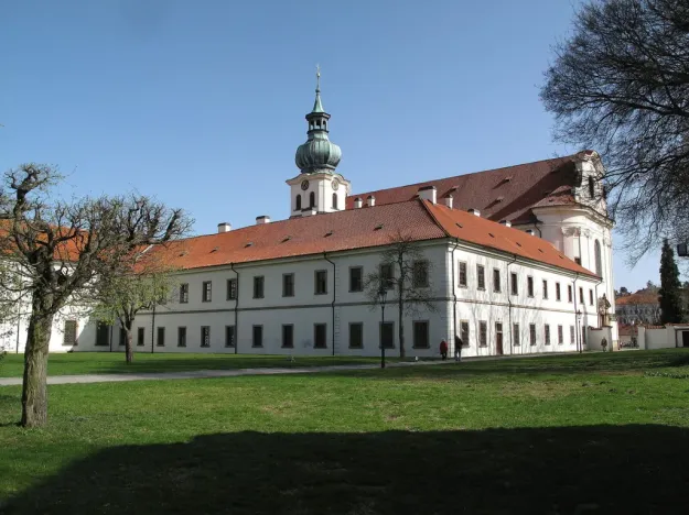 Pronájem bytu 1+kk, Praha, Nad Kajetánkou, 16 m2