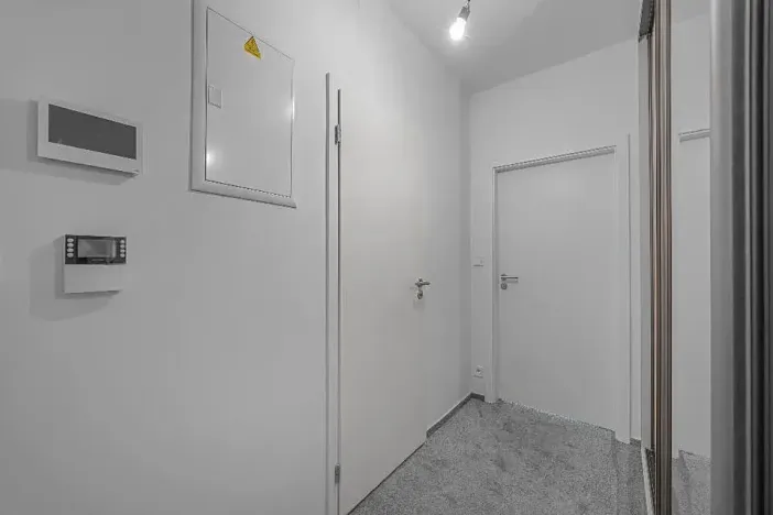 Pronájem bytu 1+kk, Praha - Holešovice, Gerstnerova, 59 m2
