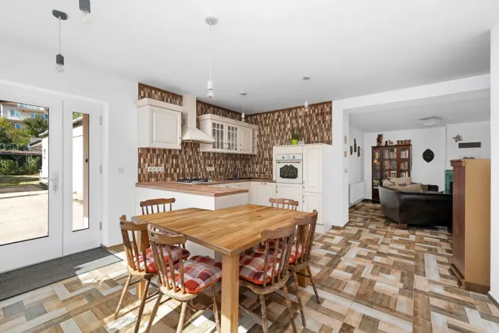 Prodej vícegeneračního domu, Ostopovice, U Kaple, 220 m2