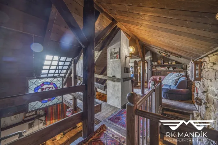 Prodej chalupy, Oplany, 270 m2