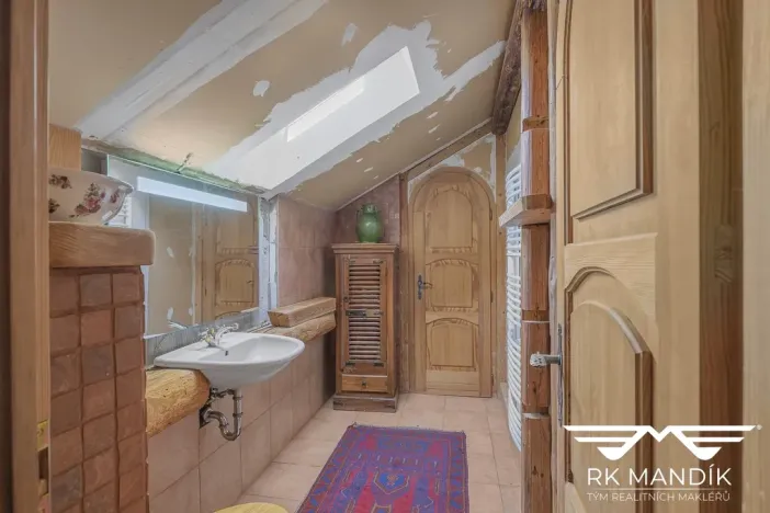 Prodej chalupy, Oplany, 270 m2