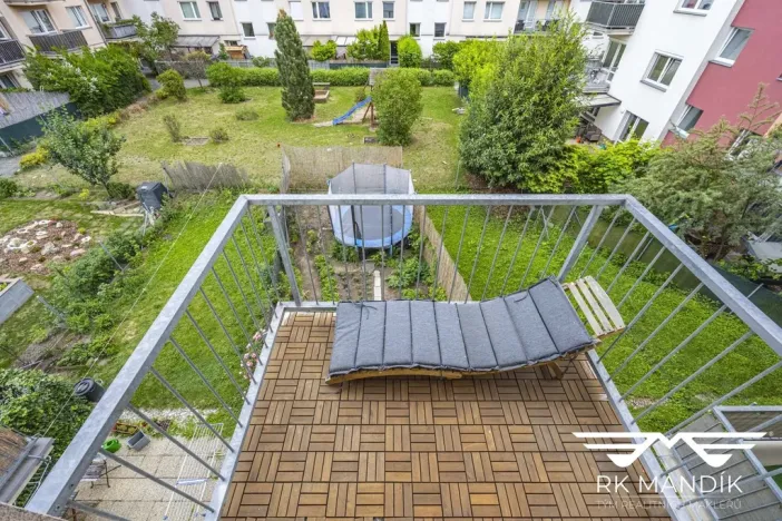 Pronájem bytu 1+kk, Praha - Černý Most, Truhlářova, 33 m2